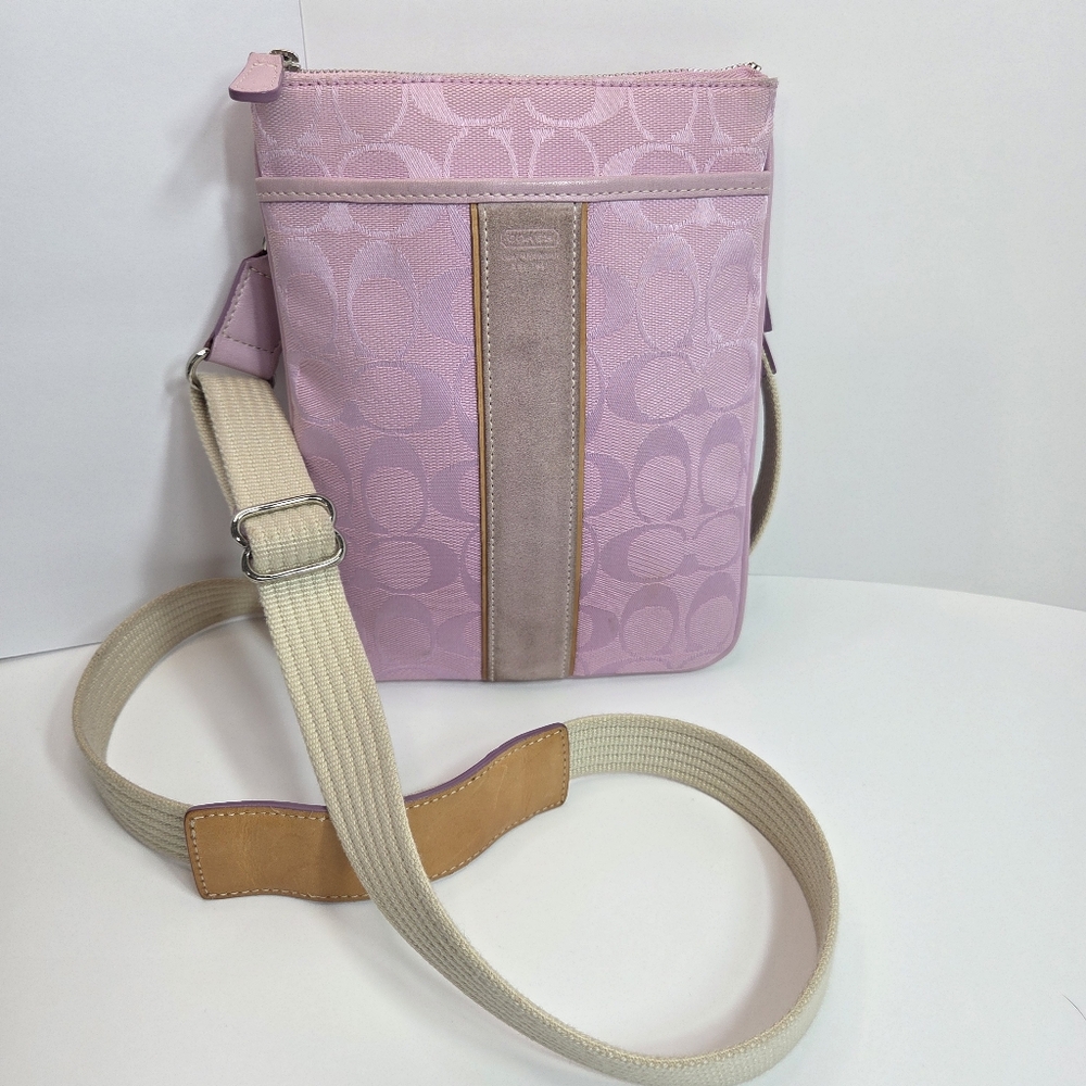 coach mini crossbody messanger pink signature c jacquard suede adj strap lilac